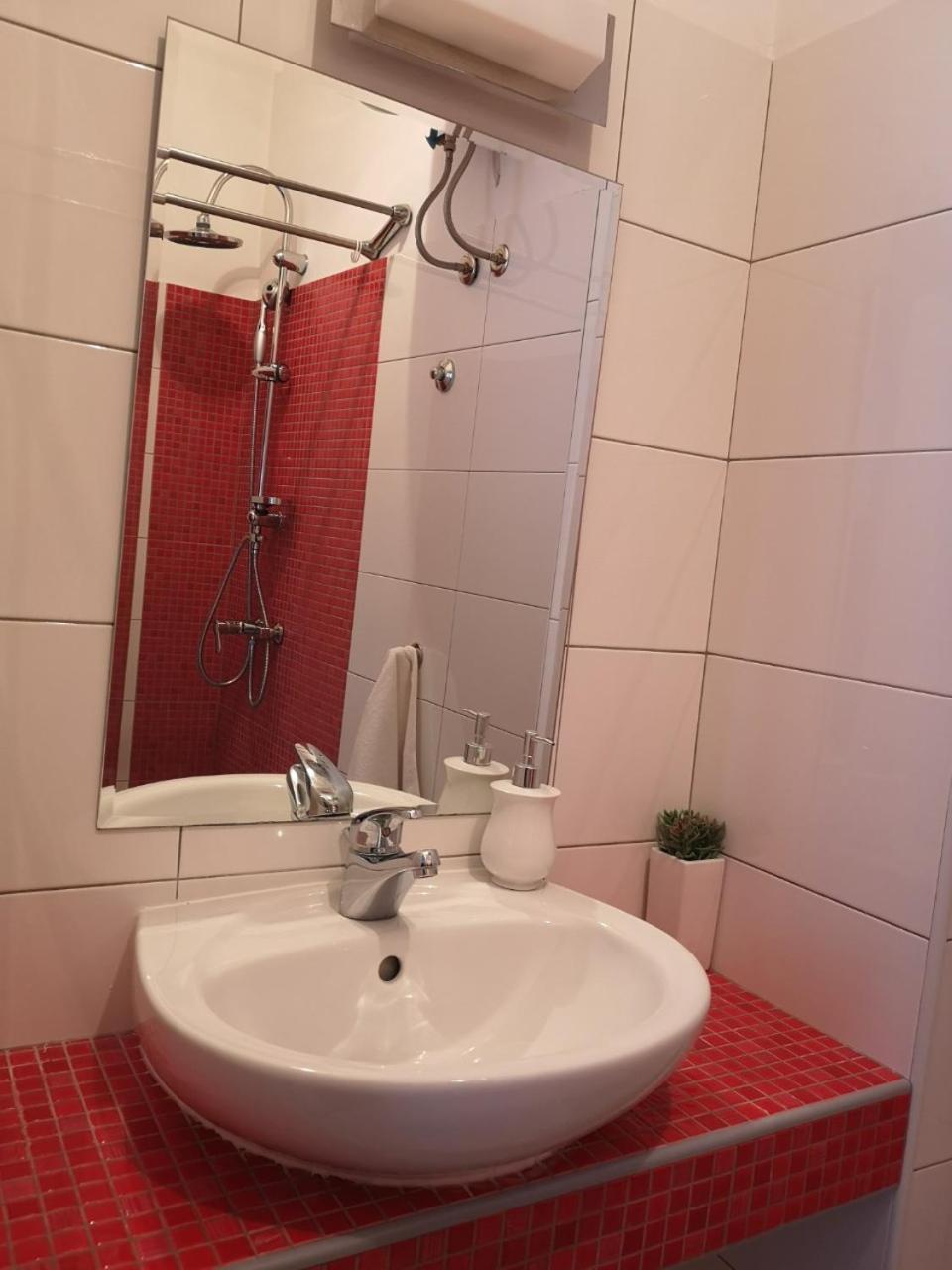 Apartments & Rooms Little Rock Мостар Экстерьер фото